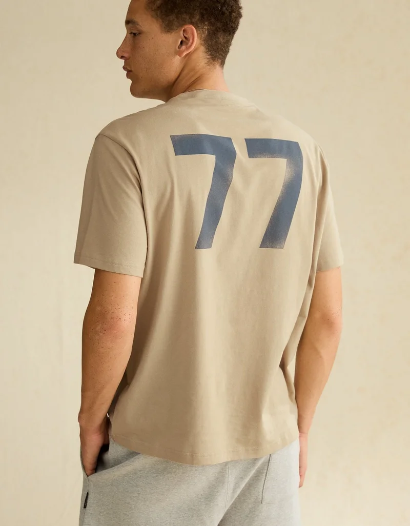 American Eagle  AE Standard Fit Graphic Logo T-Shirt for Men | Best Price UAE