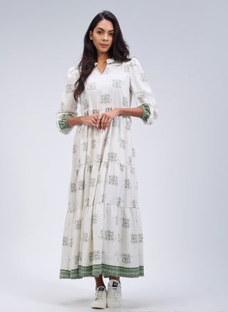 Women’s Dress with Mid-Length Sleeves - pzsku/Z1B0C715DB4DA0BE2A248Z/45/1741418475/9e3f8328-f972-44b5-ac6a-38d8a67962d5