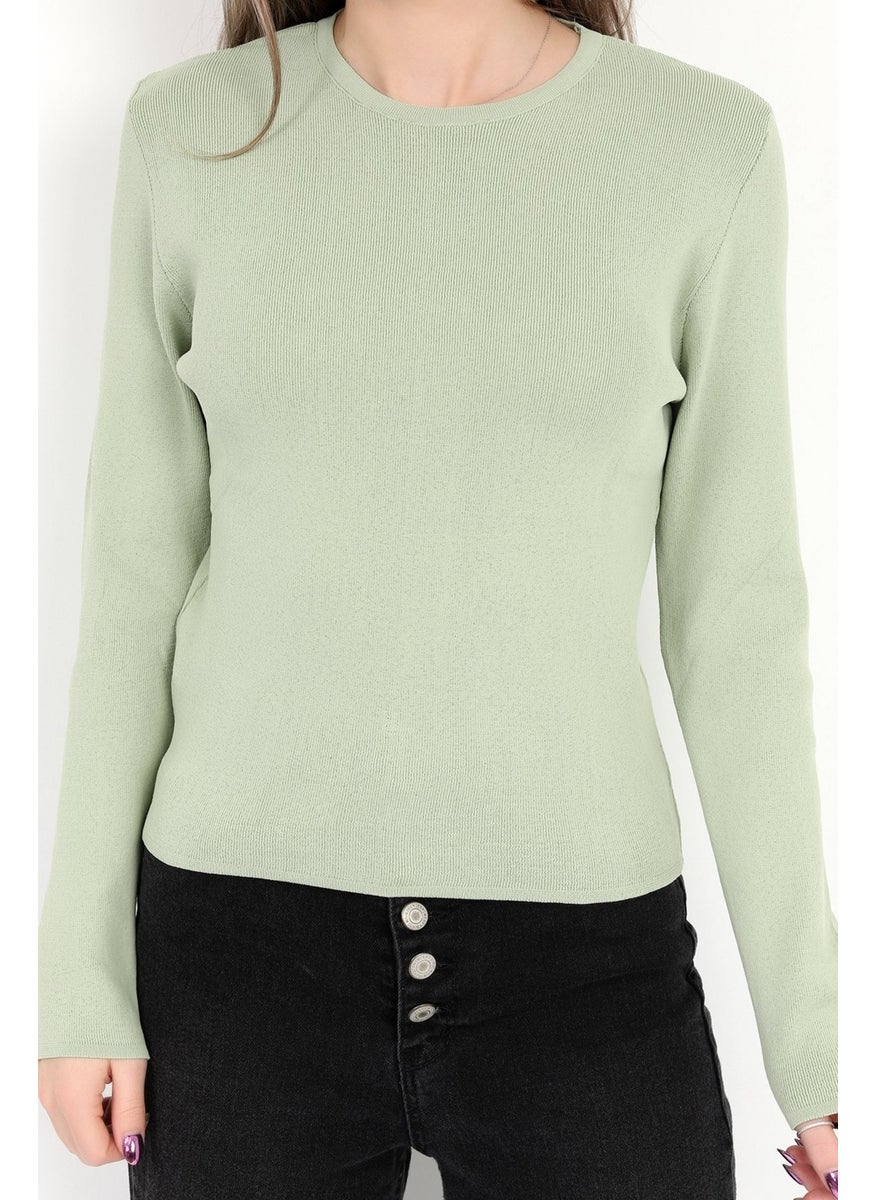 JOHN BORNERS - Giysa Women Green 100% Polyamide Flexible Crew Neck Knitwear Body - 2002 - Image 1