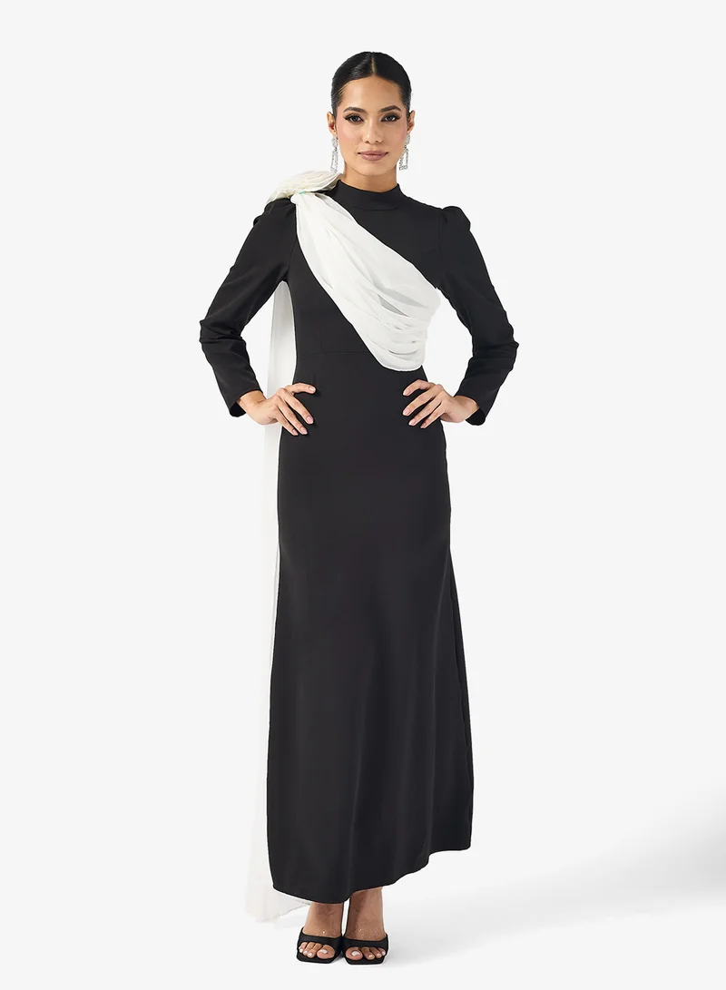 خزانة Contrast Toned Dress With Drape Shoulder Trail