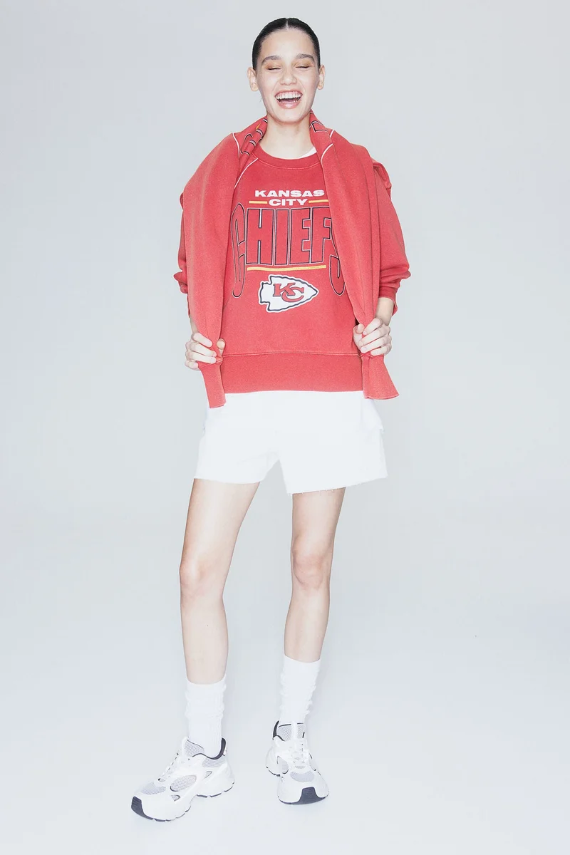 اتش اند ام Oversized Printed Sweatshirt