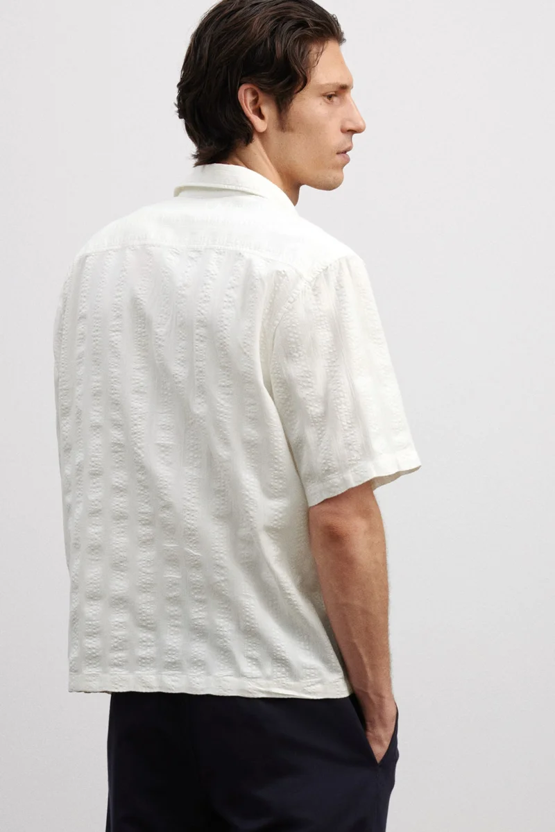 H&M Regular Fit Textured short-sleeved shirt