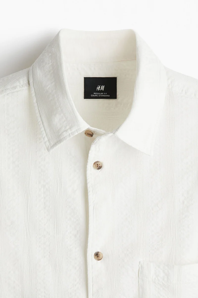 H&M Regular Fit Textured short-sleeved shirt