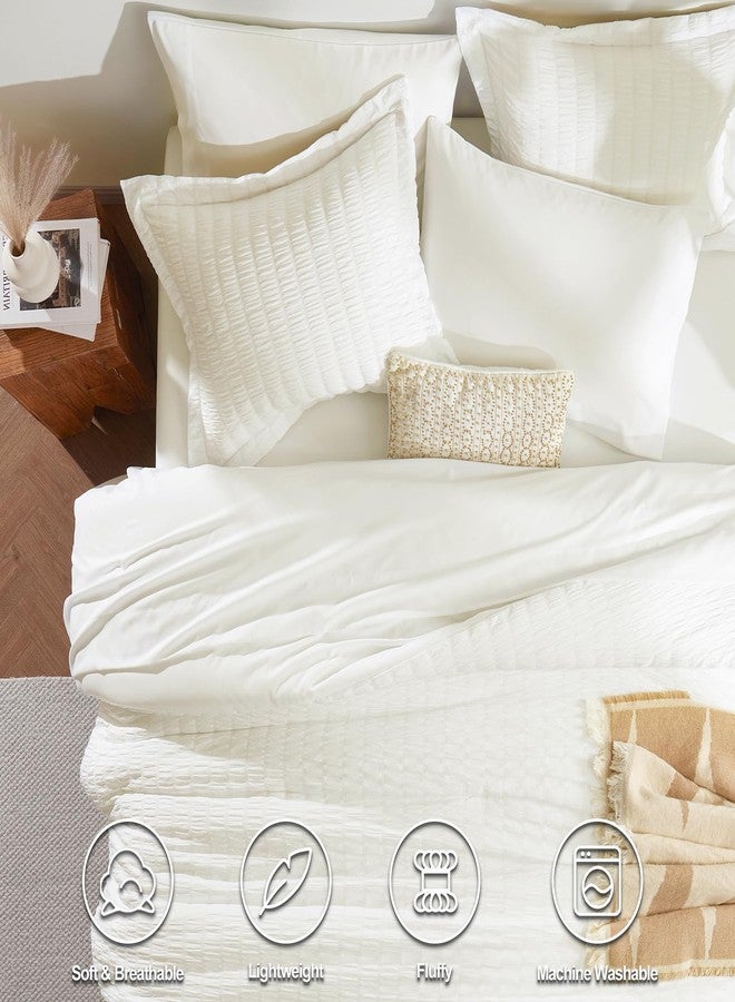 CozyLux طقم لحاف كوين من كوزي لوكس، لون عاجي، قماش سيكرسكر، 7 قطع، طقم سرير كوين مع ملاءات، طقم مفروشات فاخر وناعم مع لحاف بديل للريش، ملاءات، أغطية وسائد وأغطية أغطية وسائد لجميع الفصول - Image 2