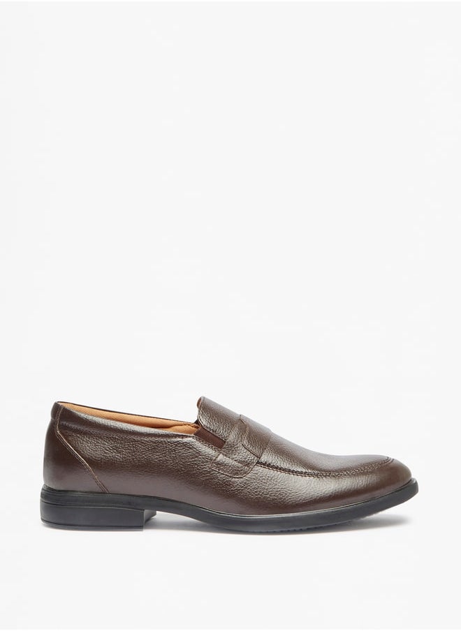 Le Confort - Men Textured Slip-On Loafers - Image 1