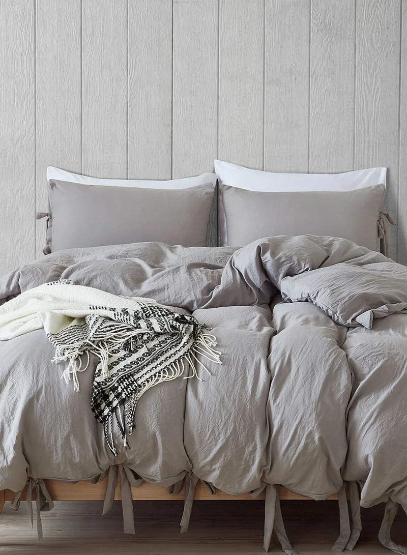 Noire Edit King Size Bedding Set