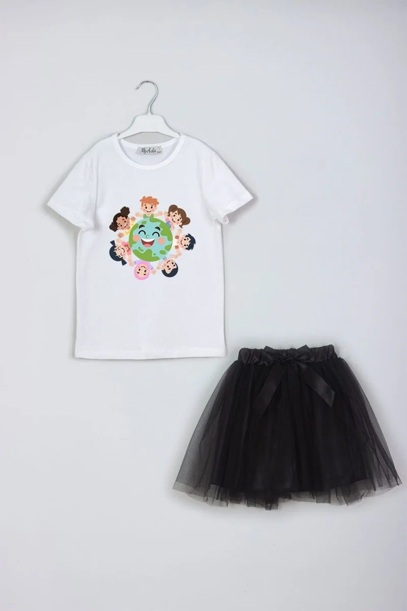 ميادا World Children Themed 23 April Special Printed Skirt T-Shirt Combination Set