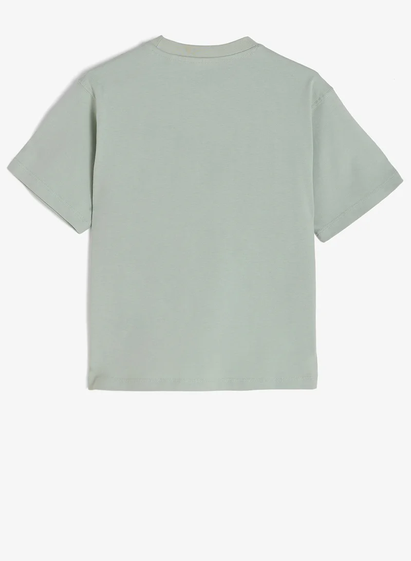 ريبلز مع نمشي Boys Drop Shoulder T-shirt