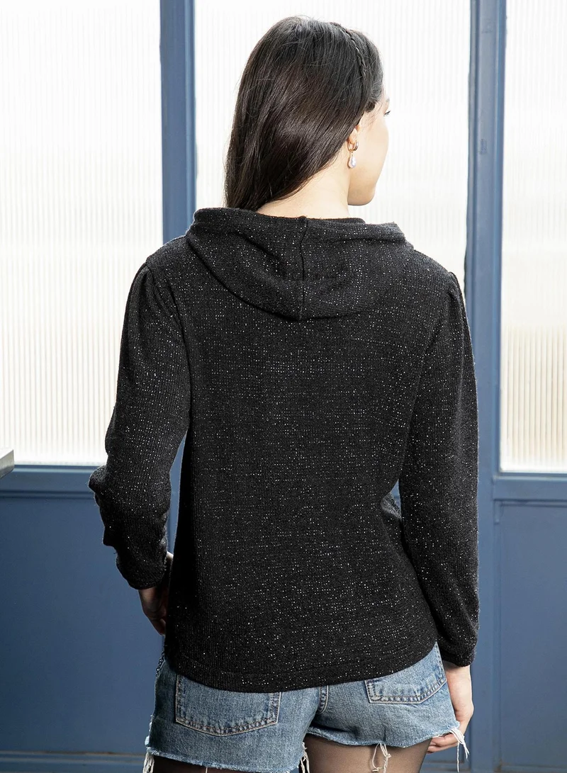 PINACOLADA  Women's Obsidian Black Jacquard-Knit Regular Pullover Hoodie | نساء | طوق بغطاء رأس | أكمام طويلة | نقش سادة | كاجوال ويومي | سويتشيرت for Women | Best Price UAE