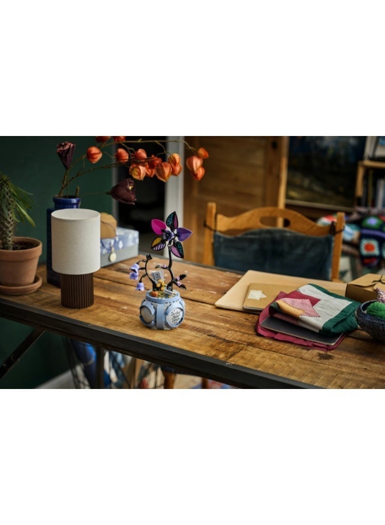 LEGO Sally's Flowerpot Building Set - Image 5
