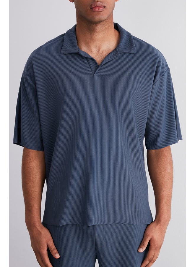 trendyol Indigo Limited Edition Oversize Textured Anti-Wrinkle Ottoman Polo Neck T-Shirt TMNSS23PO00020 - Image 4