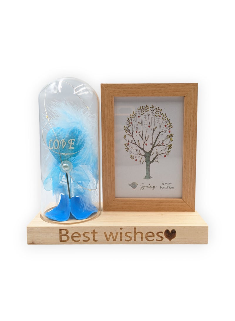 UNT 9cmx13cm Photo Frame With Heart and LED lights in Glass Dome  - Image 1