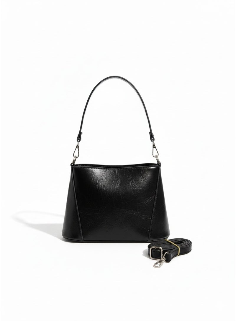 Vbranda A chic shoulder bag featuring a sleek