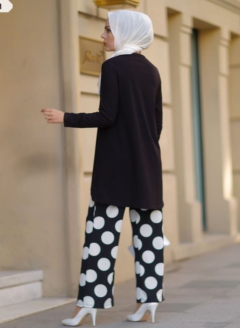 Loquat Women's Fashion Printed Set  - Image 3
