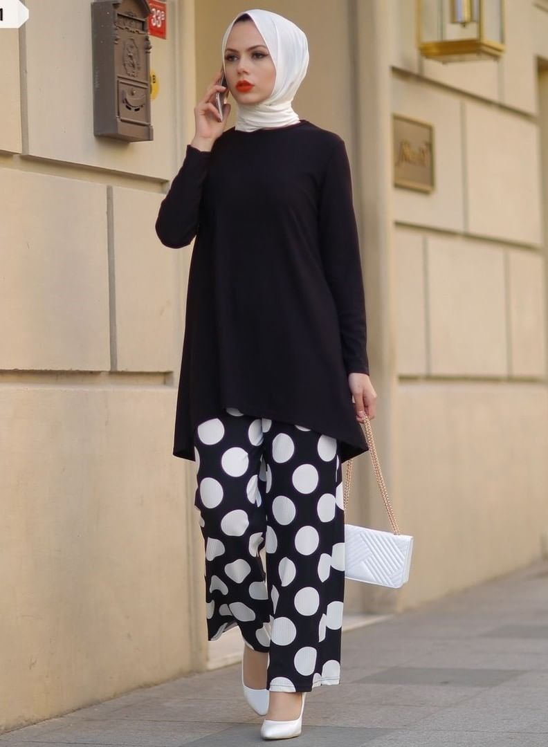 Loquat Women's Fashion Printed Set  - Image 2