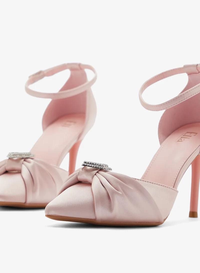 ايلا حذاء بكعب مدبب بحزام خلفي وزخرفة قلب من الألماس