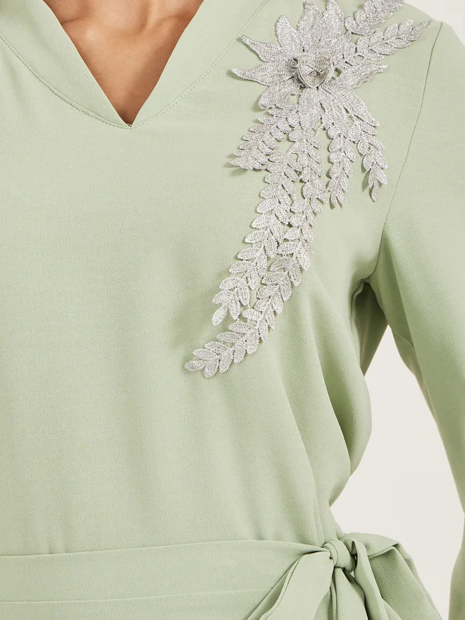 Styli Amirah Lace Detail V Neck Wrap Look Jalabiya