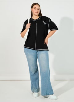 Styli Plus Size Overlock Seam Slogan Print Oversized T-Shirt  - Image 2