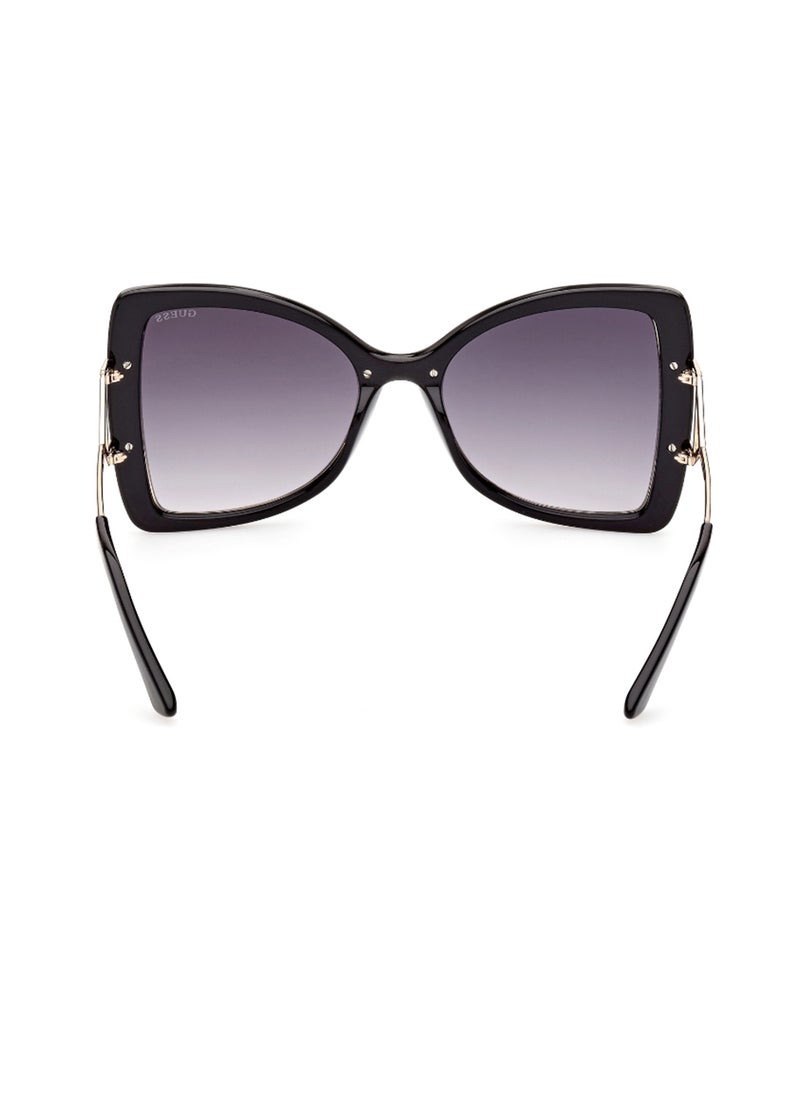 GUESS Women's UV Protection Butterfly Shape Sunglasses - GU785301B58 - Lens Size: 58 Mm - Shiny Black  - Image 4