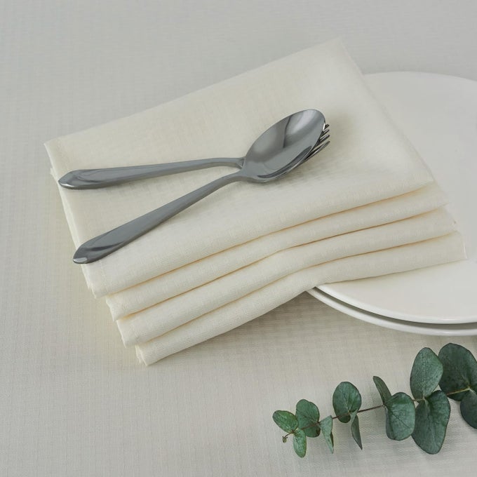 CLOTH NAPKINS 20 X 20 INCH WEAVED TEXTURE PATTERN SOFT COMFORTABLE AND LUXURY SERVIETTE FOR RESTAURANT FAMILY DINNERS WEDDINGS PARTIES AND BANQUETS SET OF 4 PIECES IVORY