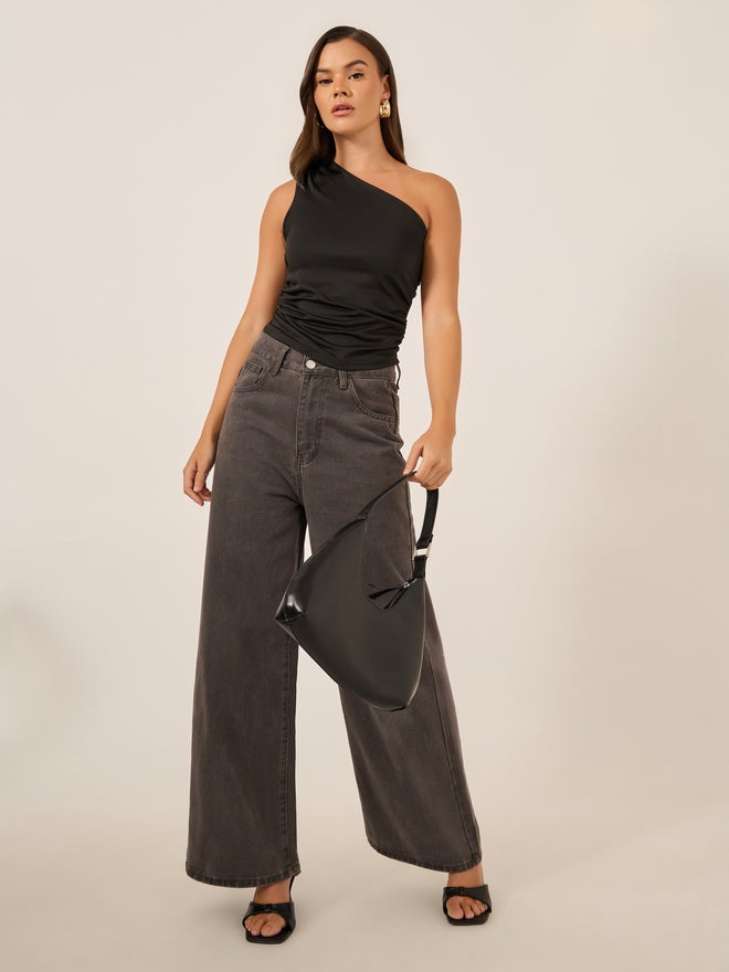 Styli Styli Solid One Shoulder Sleeveless Top  - Image 2