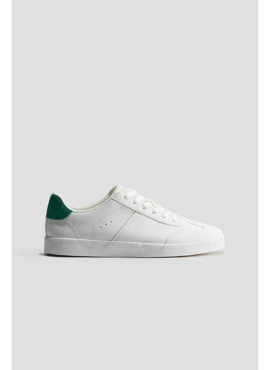 اتش اند ام Trainers