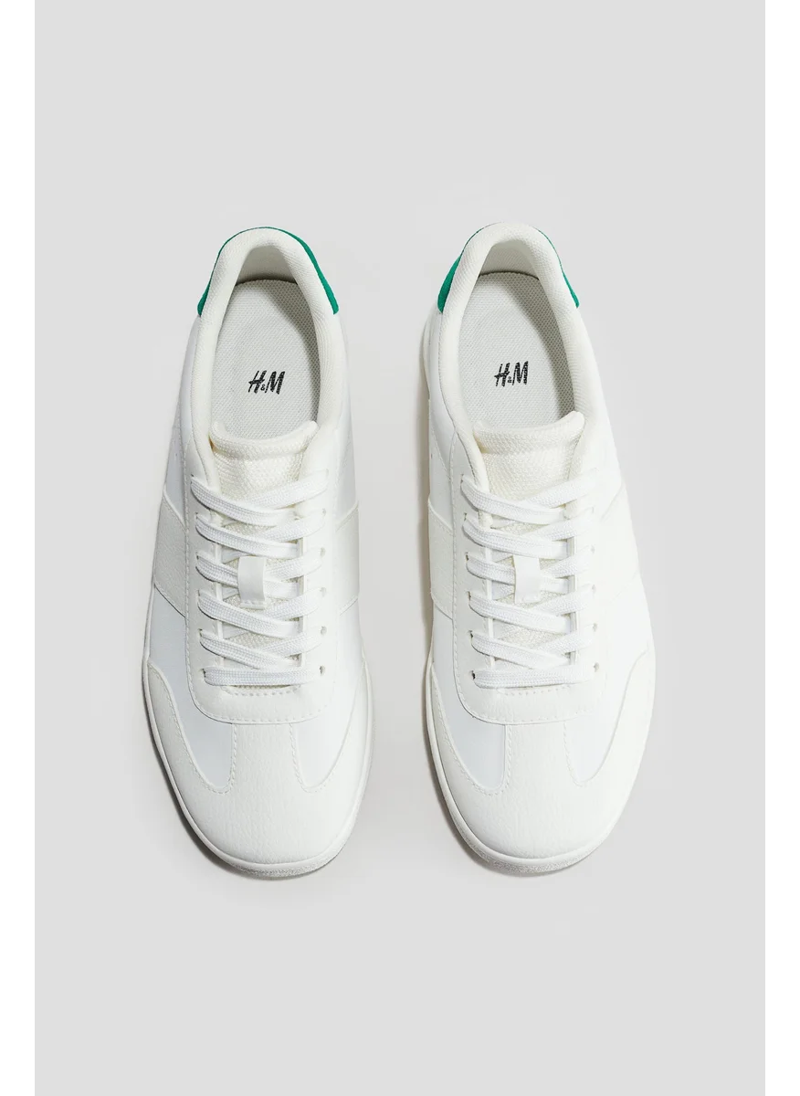 اتش اند ام Trainers