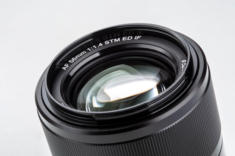 VILTROX عدسة فيلتروكس AF 56mm f/1.4 XF STM إطار APS-C بؤرة تلقائية قياسية لكاميرا فوجي فوجي فيلم X-Mount الرقمية بدون مرآة X-A7 X-E3/4 X-H1 X-PRO2/3 X-T2/3/4 X-T20/30 X-T30II X-T200 X-S10 (أسود) - Image 5