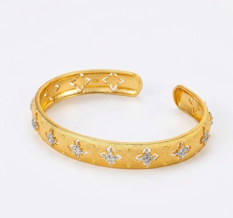 روفو Inaya Brushed Bracelet