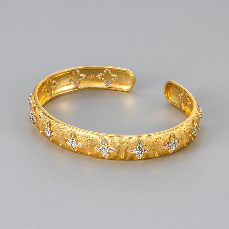 روفو Inaya Brushed Bracelet
