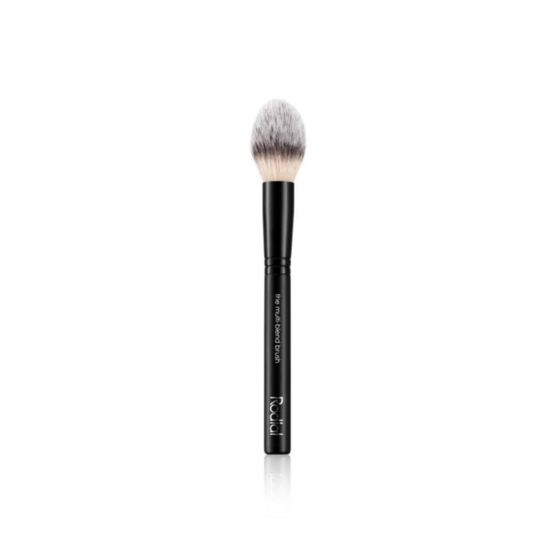 Rodial The Multi Blend Brush Universal Makeup Brush for Application of Blush Bronzer Contour and Highlight Powders Multipurpose Makeup Brush - Image 2