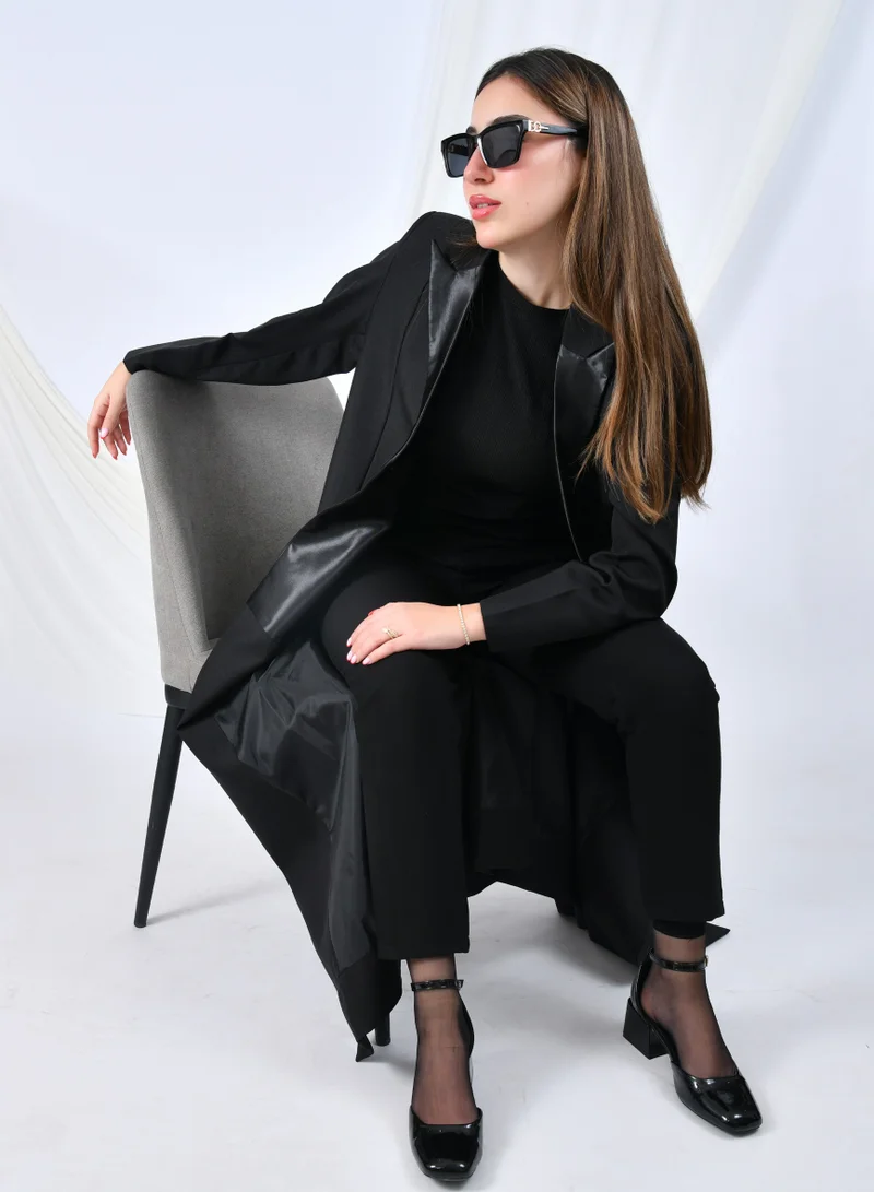 HAWRAA ABAYA Formal padded blazer with shiny collar, soft pleats, and front button.