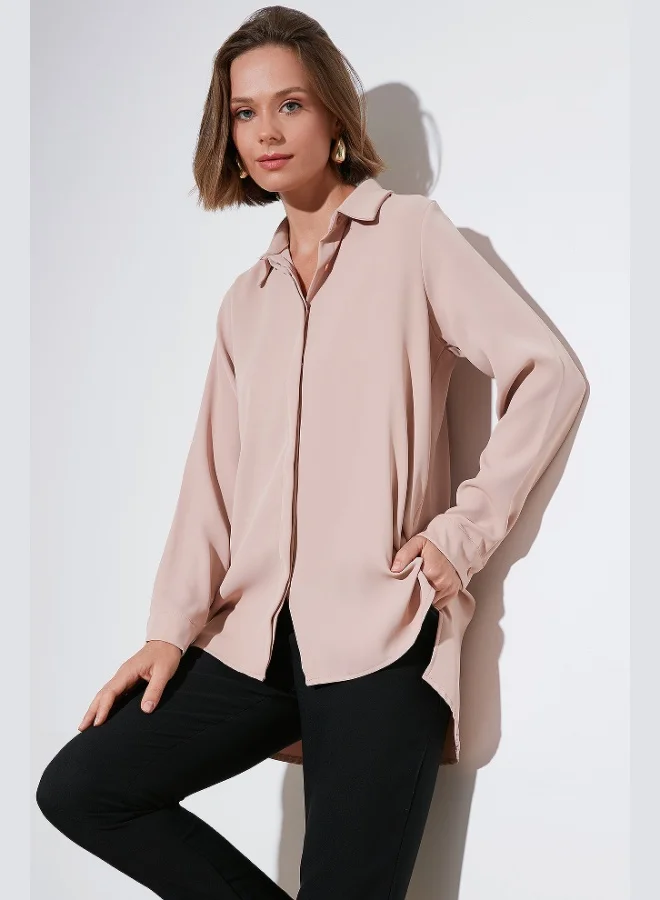 ليلا قميص نسائي ليلا بقصة مستقيمة، مقدمة قصيرة ومؤخرة طويلة