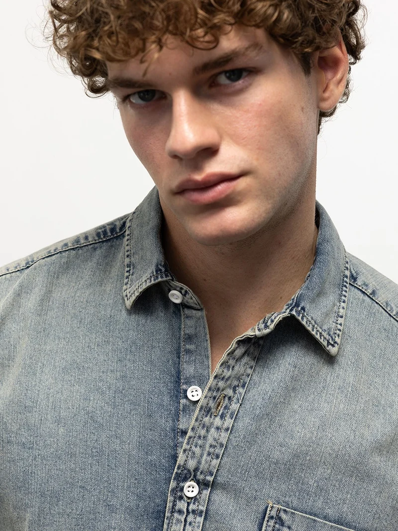 GIESTO Regular Fit Denim Buttoned Shirt with Pocket