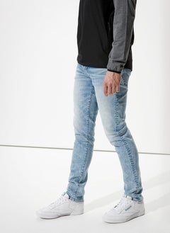 امريكان ايجل Light Wash Slim Fit Jeans  - Image 3