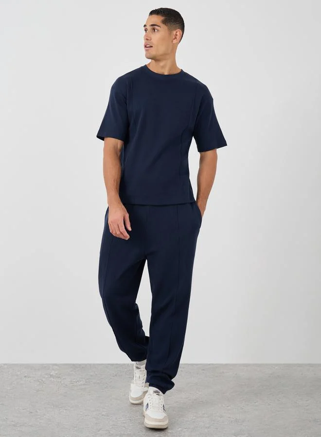 ستايلي Styli Waffle knitted Oversize T-Shirt with Pintuck Joggers Co-Ords