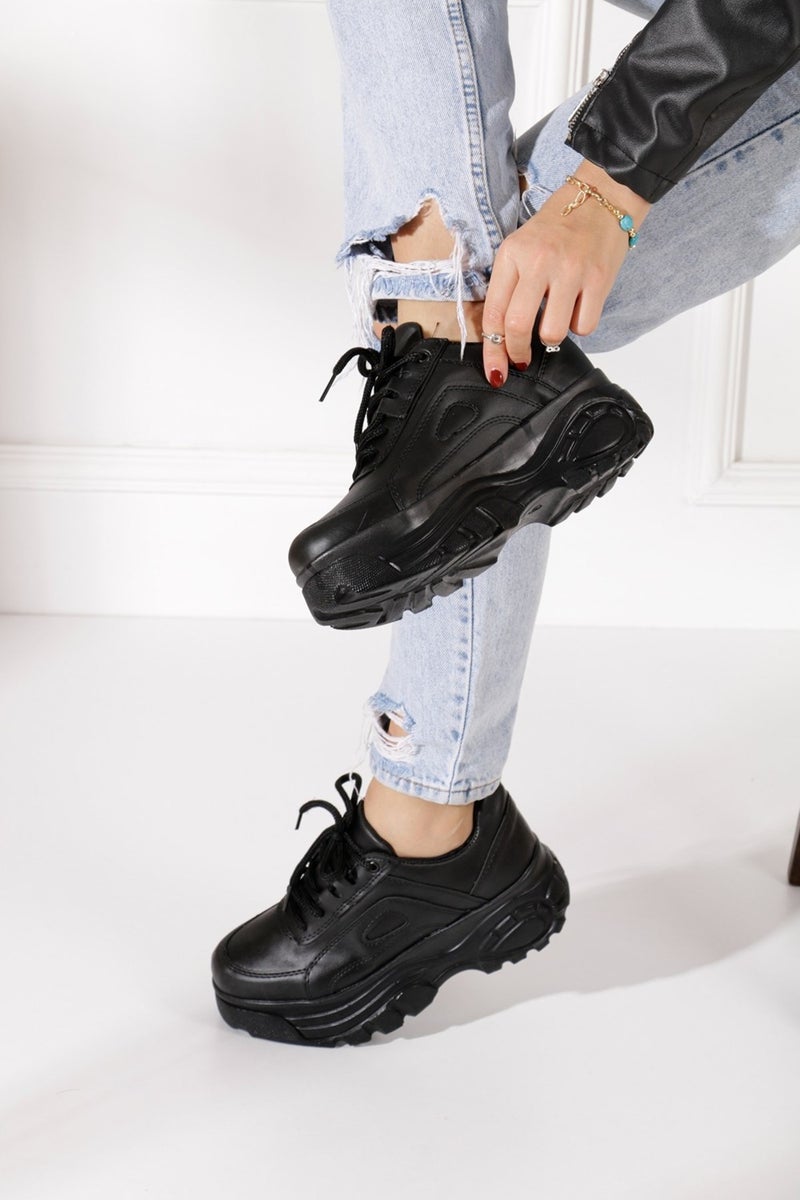 İmershoes أحذية رياضية يومية للنساء قاعدة عالية 6 سم سنيكر سوداء - بيضاء - بيج - جلد لامع - جلد مدبوغ 001  - Image 4