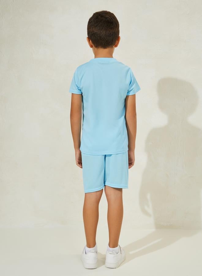 Styli Graphic Print T-Shirt & Shorts Sportswear Set  - Image 4