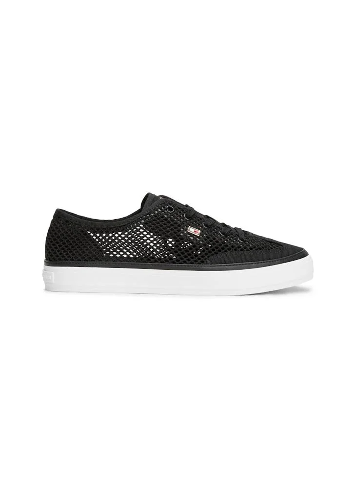 تومي هيلفيغر Open Mesh Low Top Sneakers