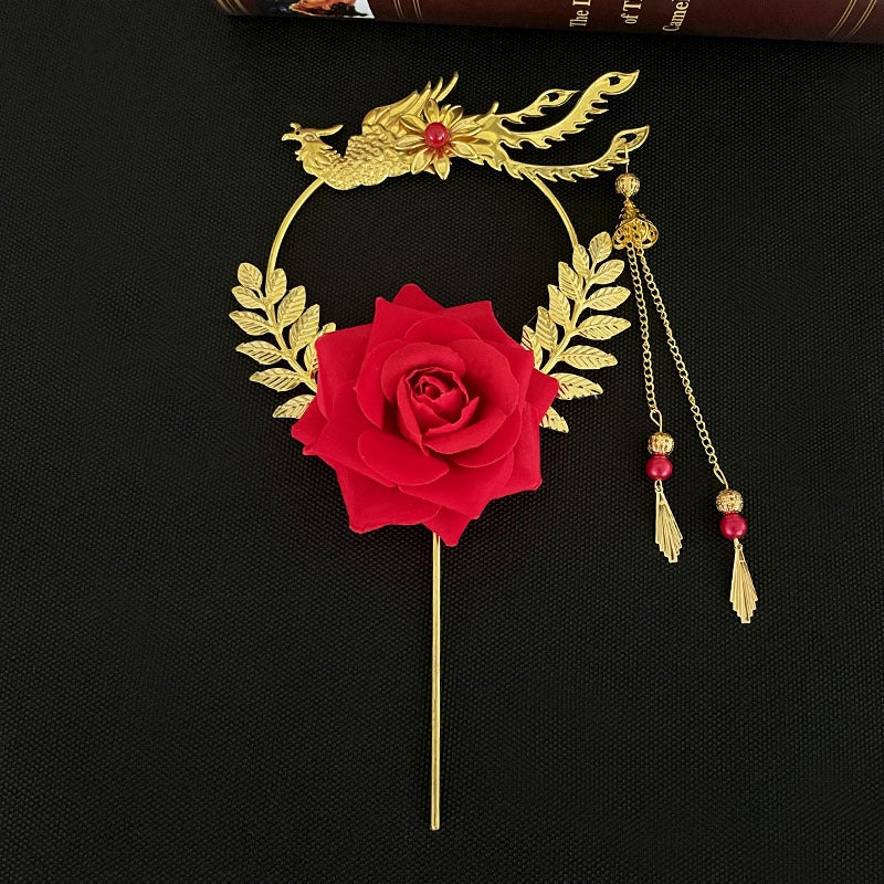 Chinese-Style Vintage Cake Decoration With Gold Inserts For Weddings And Engagements, Featuring A Phoenix And Phoenix Flying Together Design, A Must-Have For Wedding Celebrations - Image 1
