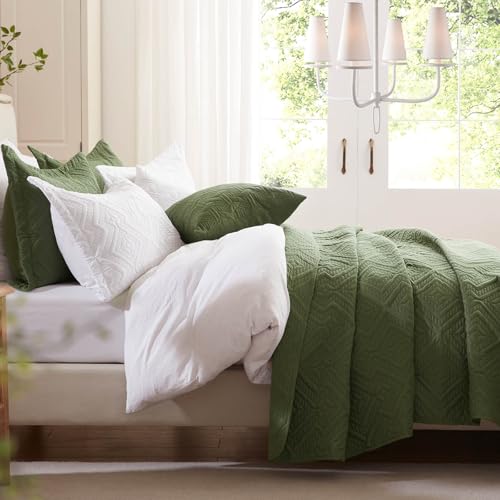 LEAONME Quilt Set King Size 3 Pieces, Lightweight Olive Green Bedspread-98''x106'', Soft Microfiber Summer Quilt/Coverlet,Luxurious Warm Bedding Sets for All Seasons (Includes 1 Quilt, 2 Shams) - Image 3