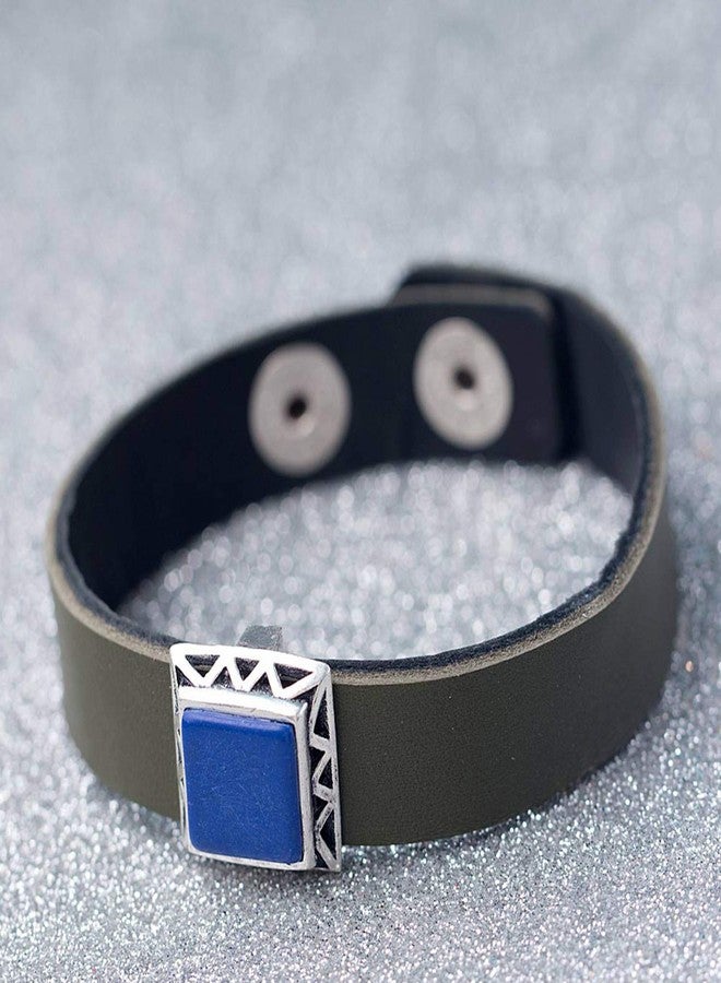 VOYLLA Dare Milestone Leather Bracelet with Rectangular Pendant - Image 5