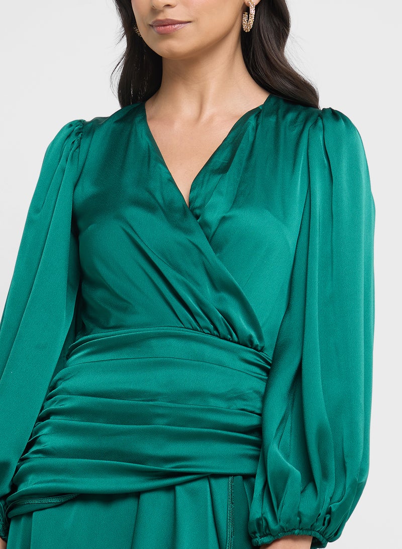 ايلا ليمتد اديشن فستان سهرة زمردي - Image 3