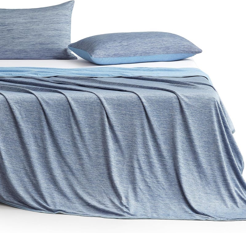 Elegear Cool Summer Blanket - 2 in 1 Design Throw Bed Throw, Anti-Allergy and Breathable With Arc-Chill Cooling Fiber, 150x200cm - Blue - Image 1