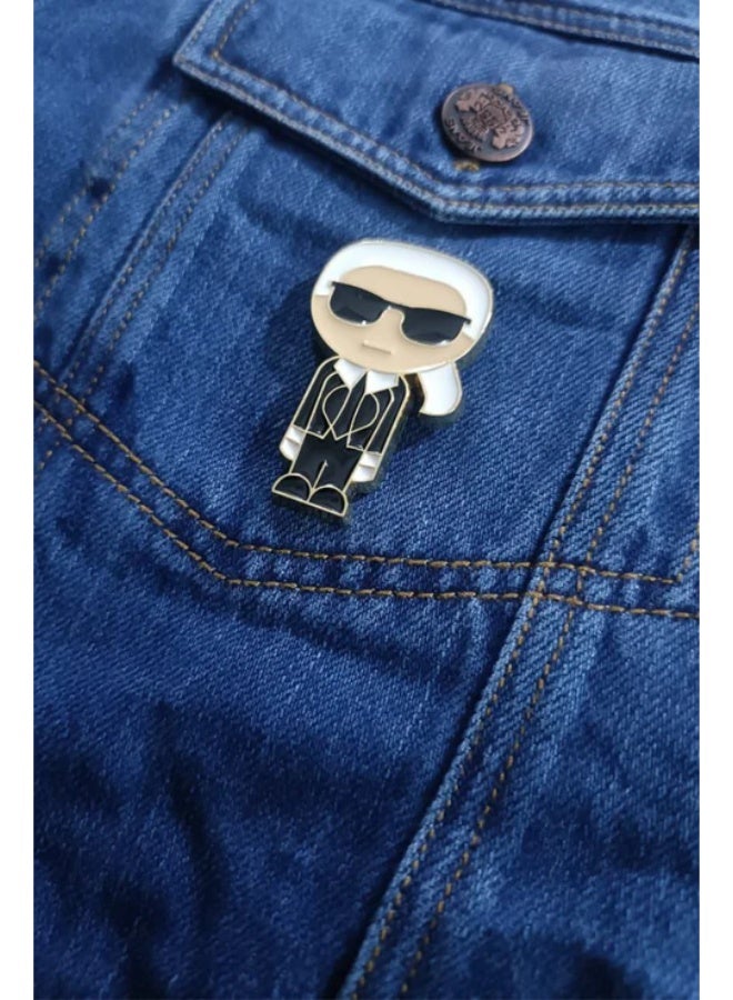 كارل لاغرفيلد جاكيت جينز حريمي |تصميم أزرار وجيوب صدر| دنيم فاخر بقصة أنيقة| |بدبوس شخصية قابل للإزالة| مثالي للإطلالات الكاجوال والستايل العصري - Image 5