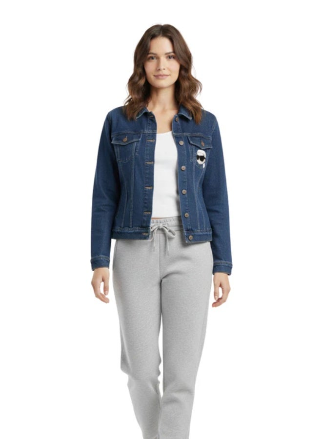 كارل لاغرفيلد جاكيت جينز حريمي |تصميم أزرار وجيوب صدر| دنيم فاخر بقصة أنيقة| |بدبوس شخصية قابل للإزالة| مثالي للإطلالات الكاجوال والستايل العصري - Image 1