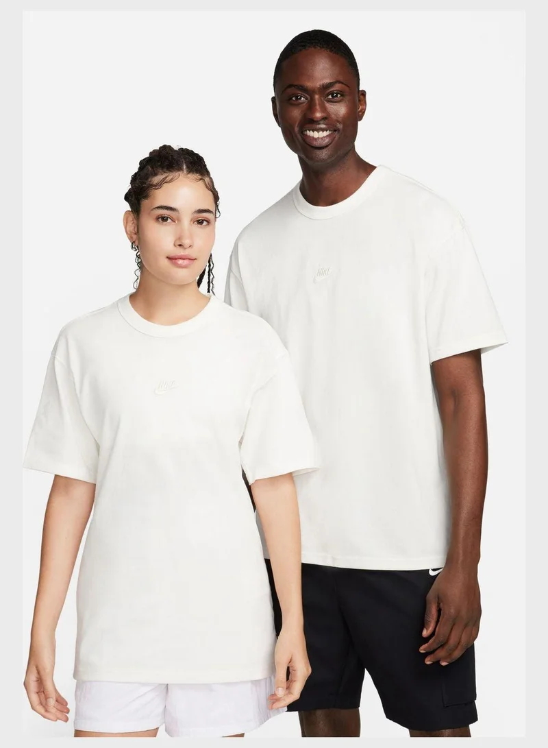Nike Men's Sportswear Premium Essentials T-Shirt