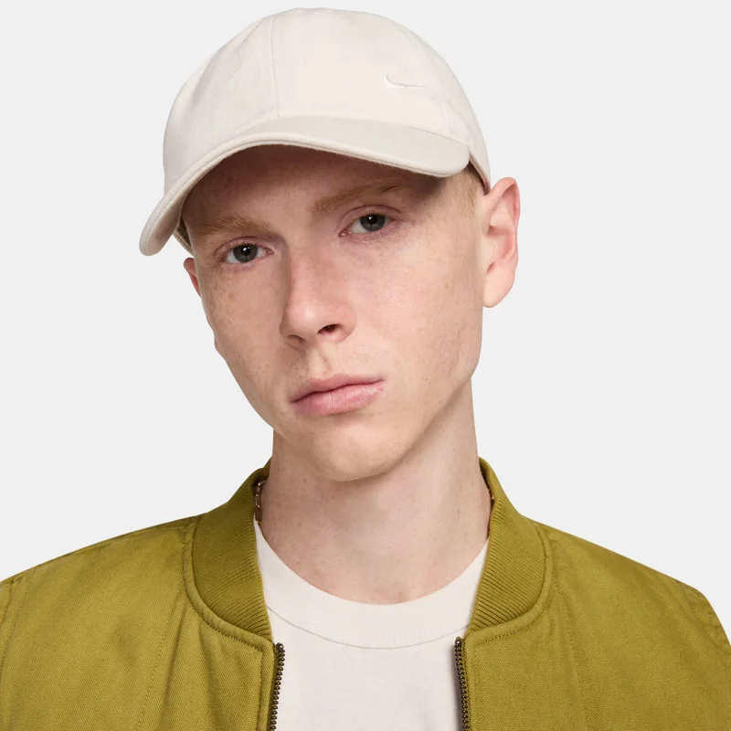 نايكي قبعة كلوب غير منظمة