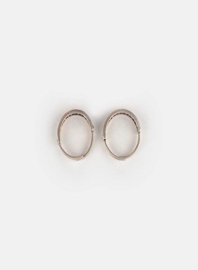 Shaya by CaratLane 925 Silver Antique Ajjis College Wali Toe Rings Gifts for Womens & Girls - Image 4