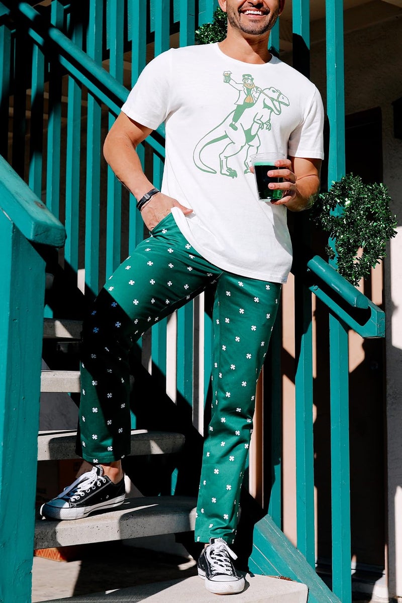 Tipsy Elves Green St Patricks Day Allover Clover Men's Pants Size Medium - Image 5